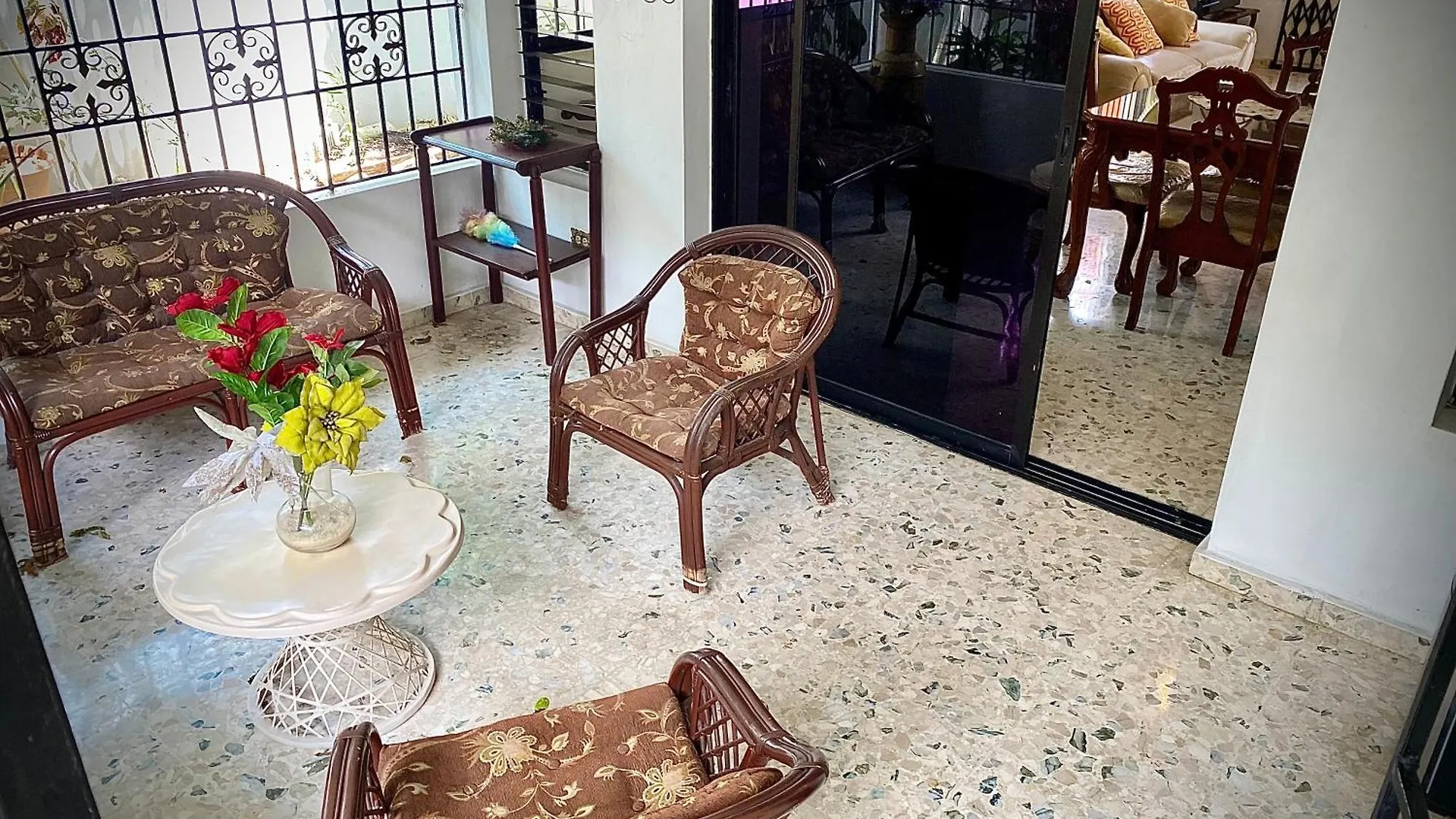 Home Ensanche Savica de Mendoza